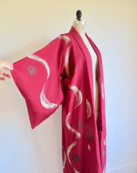 Traditional Japanese Red Kimono Robe Chirimen Cre… - image 3
