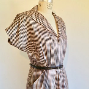 1940's 50's Black and Beige Gingham Taffeta Day Dress Short Sleeves Pockets Rockabilly Swing 30 Waist Size Medium image 4