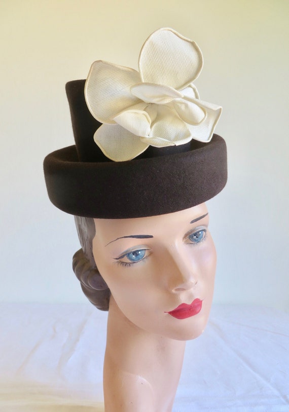 1940's Dark Chocolate Brown Wool Felt Tilt Topper… - image 2