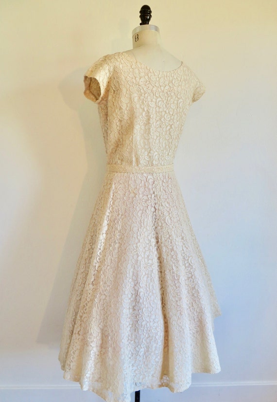 1950's Butter Cream Lace Fit and Flare Dress Swee… - image 6