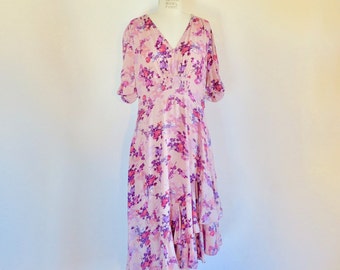 1940s Style Pink Floral Rayon Day Dress - Asymmetrical Hem, UK Medium