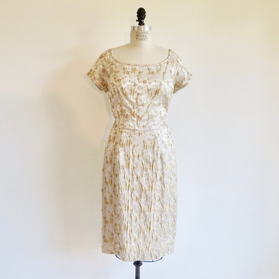 Vintage 1950's 1960's Gold Silk Brocade Wiggle She