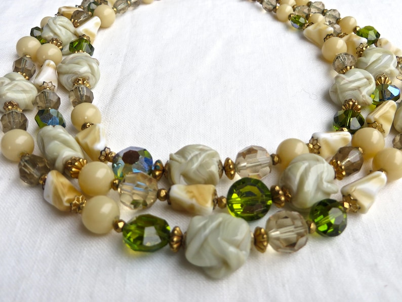 Vintage 1950/'sGreen Glass Beaded NecklaceArt Glass Beaded Multi Strand NecklaceRegency Jewels