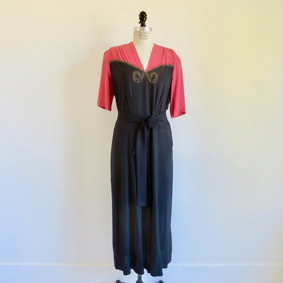 Vintage 1940's Pink and Black Rayon Crepe Dress wi