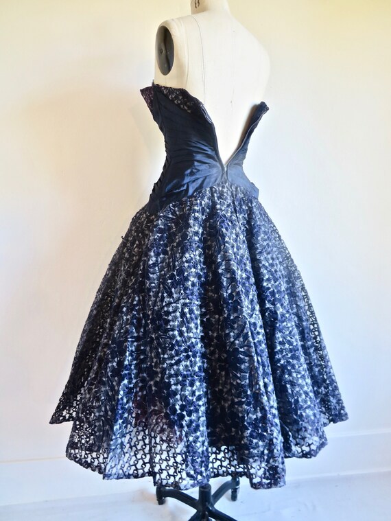 1950's Navy Blue Lace Ribbon Soutache Strapless B… - image 6