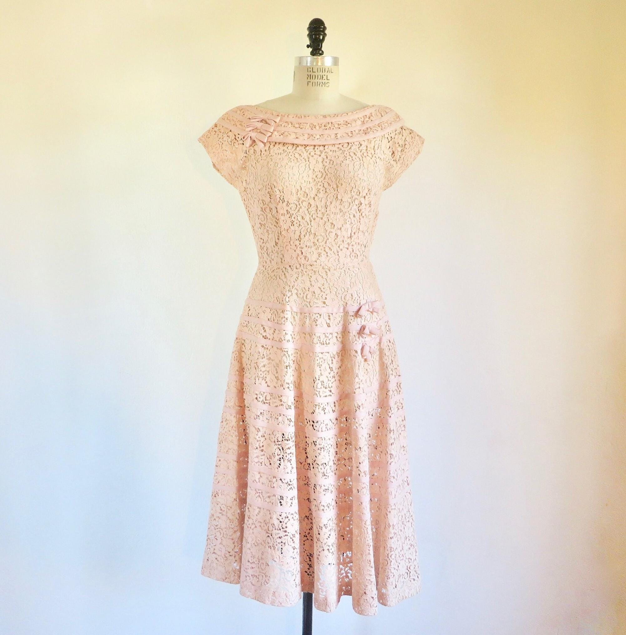 1950's Peachy Pink Cotton Lace Fit and Flare Party Dress