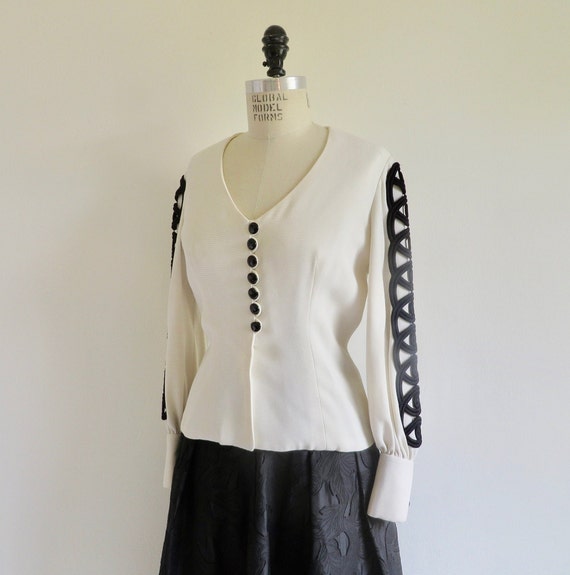 1970's White Jacket Top with Black Lace Sleeve Tr… - image 1