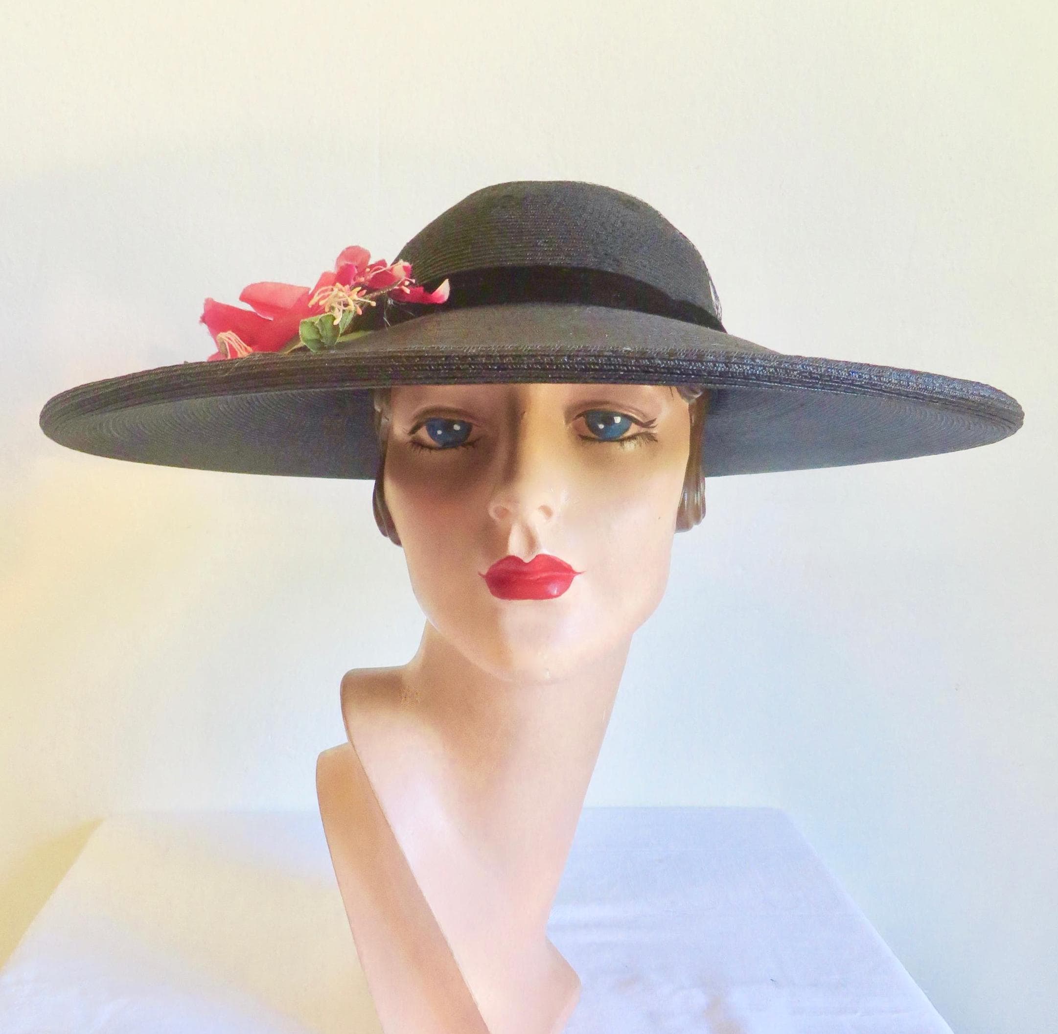1950s Black Straw Wide Brim Hat: Rose & Velvet Trim, Size 22  display picture 3