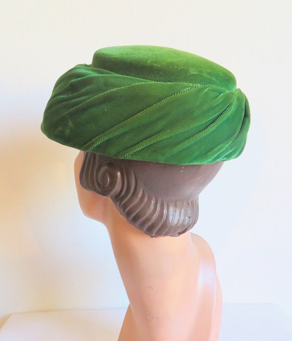 1950's Green Velvet Mushroom Style Hat with Glass… - image 6