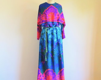 1960's 70's Psychedelic Print Maxi Dress Long Sleeve Krist Alice of California Size Medium