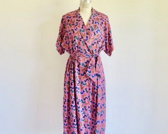 1940's Pink Magenta Abstract Rayon Print Wrap Day Dress Kimono Style rockabilly Swing WW2 Era Reproduction up to 34" Waist Medium Large