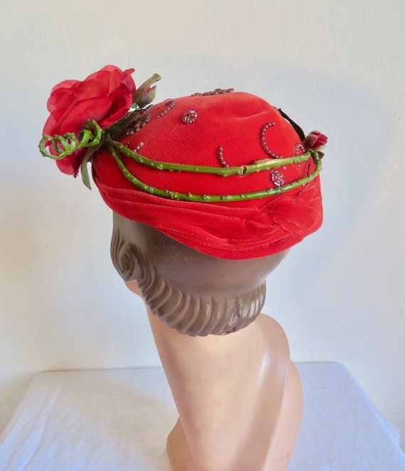 1950's Red Velvet Calot Style Hat Rose and Buds G… - image 6