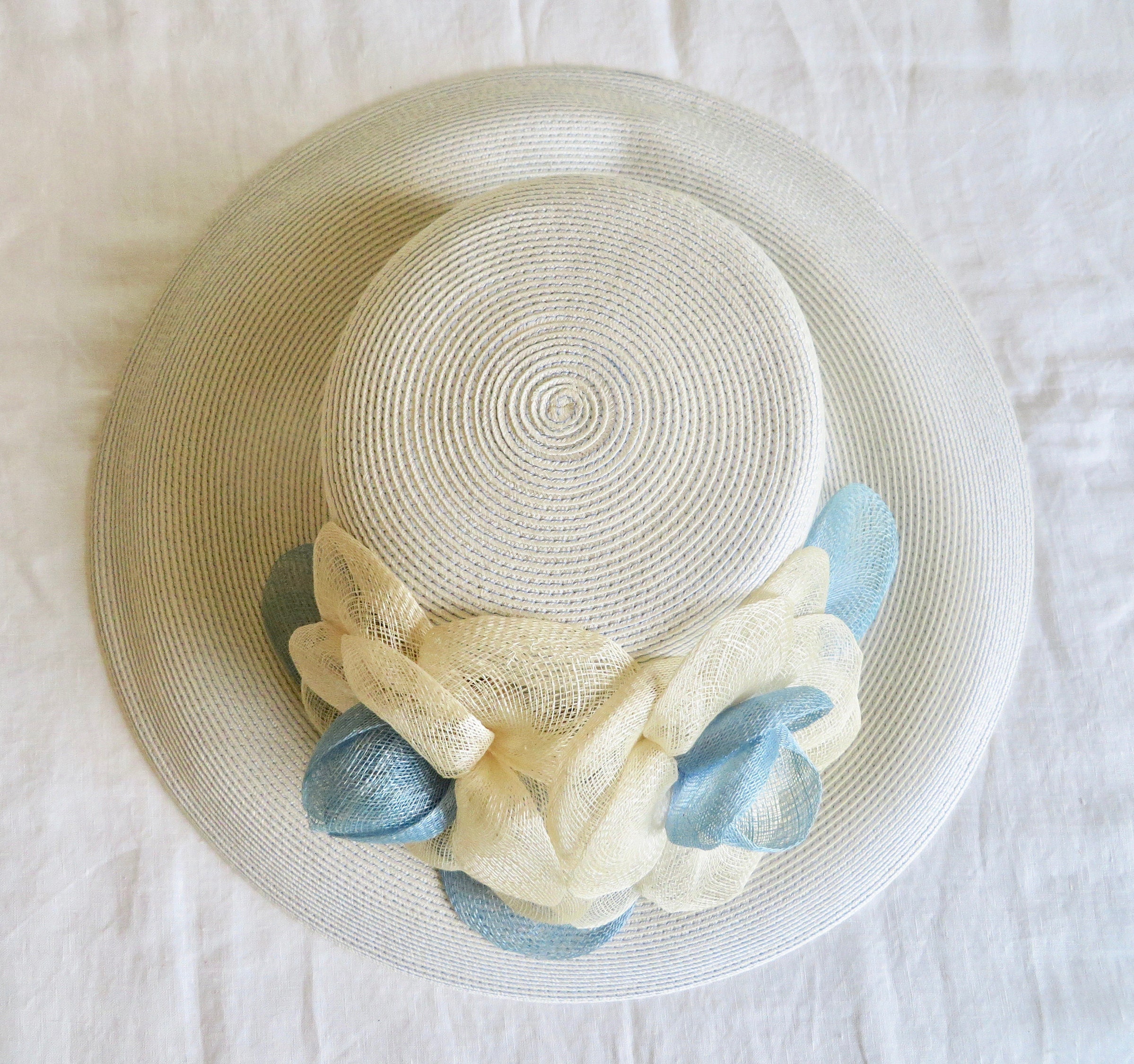 Eric Javits Light Blue and White Wide Brim Hat Large Sisal  display picture 3