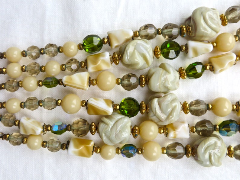 Vintage 1950/'sGreen Glass Beaded NecklaceArt Glass Beaded Multi Strand NecklaceRegency Jewels