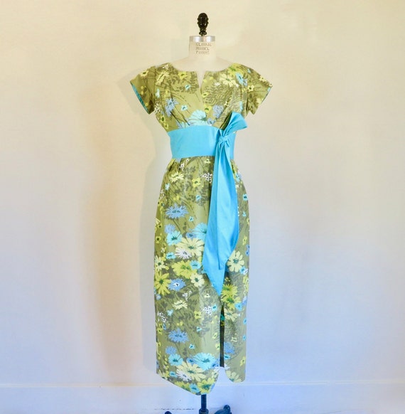 1960's Hawaiian Green Blue Floral Print Maxi Long 