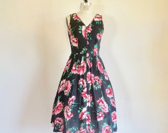 1940's 50's Black and Pink Floral Rayon Day Dress Fit and Flare Rockabilly Swing Sleeveless Spring Summer 29.5" Waist Size Small Medium