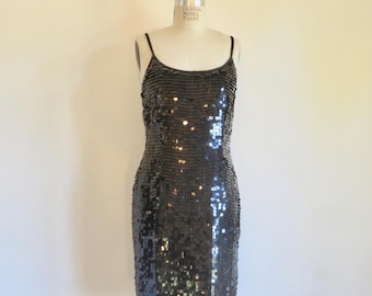 Vestido negro brillante de lentejuelas estilo años 90 para cóctel, fiesta formal, Y2K, Chaudry, talla mediana.