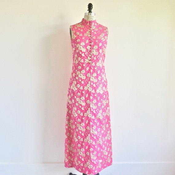 Vintage 1960's Pink and Gold Metallic Brocade Long