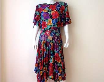 1980's Art Deco Style Red Blue Green Floral Silk Beaded Evening Dress Formal Short Sleeves Great Gatsby Medium