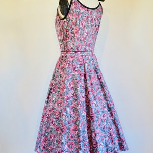 1950's Pink and Gray Cotton Print Fit and Flare Sun Dress Full Skirt Rockabilly Swing Spring Summer 28.5 Medium image 8