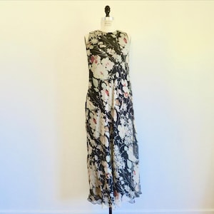 chinese dress ladies DONNA KARAN NY. DKNY. Black, Beige Silk Blend Waist Gather Switching  Sleeveless Dress