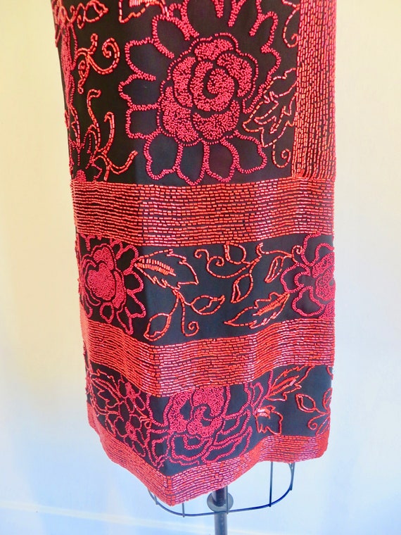 1960's Chinese Black and Red Floral Beaded Silk S… - image 3