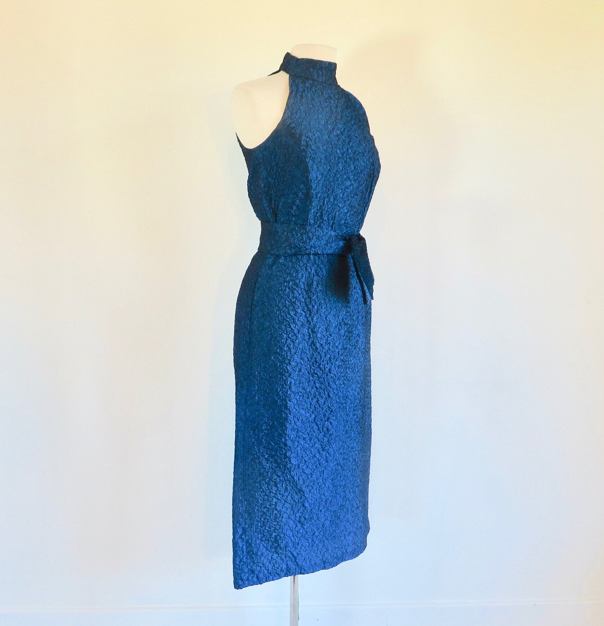 90s Cobalt Blue Jacquard Sheath Dress: Sleeveless Midi Cocktail Party Dress