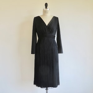 1960's Lilli Diamond Black Fringe Jersey Knit Cocktail Dress Sheath Mod Flapper Evening Cocktail Long Sleeve 27" Waist Small Medium