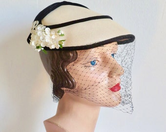 1950's Ivory Straw Fascinator Hat Small White Flowers Black Velvet Piping and Bow Face Veil 50's Spring Summer Millinery Rockabilly Bridal