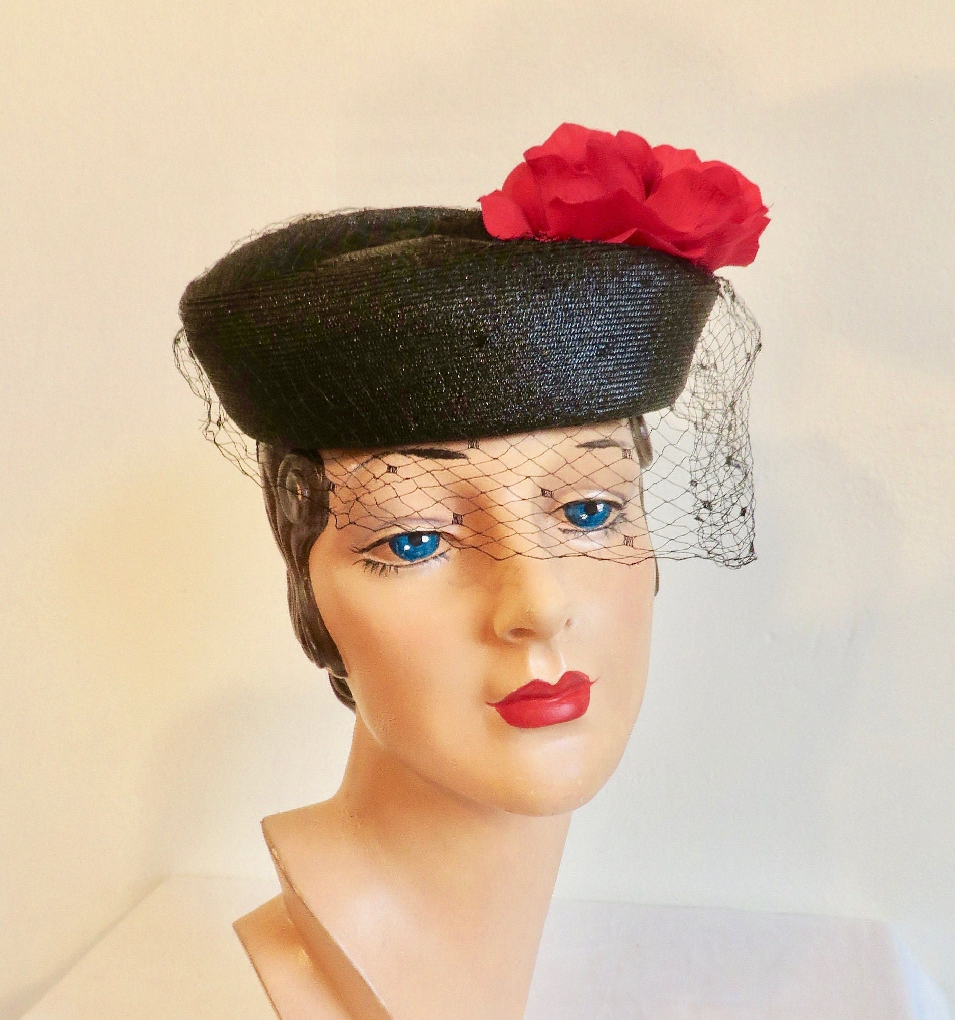 Vintage Cellophane Straw Jean Sutton Pill box Hat Spiky‎ poof on top READ Jean Sutton Hat - Etsy main image 2