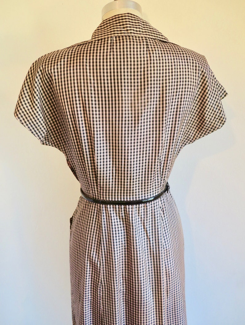 1940's 50's Black and Beige Gingham Taffeta Day Dress Short Sleeves Pockets Rockabilly Swing 30 Waist Size Medium image 8