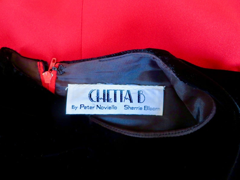1980's Red and Black Velvet Color Block Dress Long Sleeves Evening Formal Cocktail 80's Avant Garde Chetta B Size Small image 10