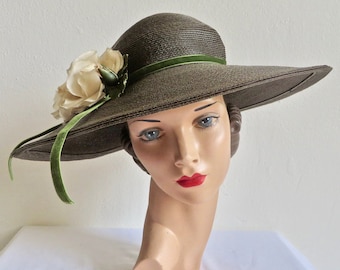 1950's Dark Olive Green Fine Straw Wide Brim Hat Creme Silk Rose Velvet Trim 50's Spring Summer Wedding Bridal Party Millinery Knickerbocker