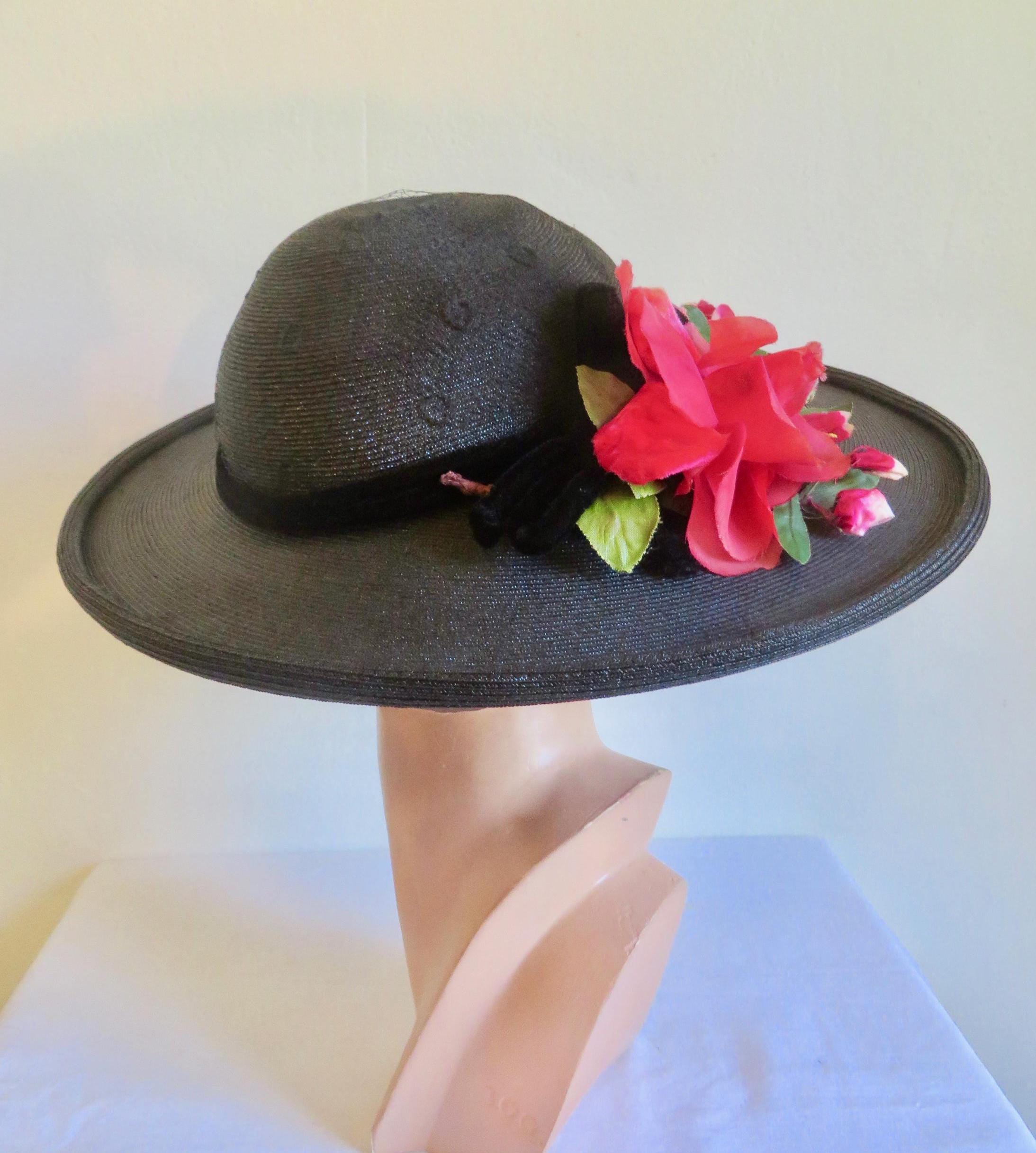 1950s Black Straw Wide Brim Hat: Rose & Velvet Trim, Size 22  display picture 3