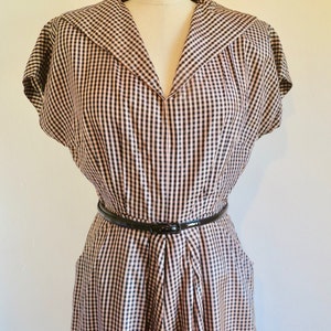 1940's 50's Black and Beige Gingham Taffeta Day Dress Short Sleeves Pockets Rockabilly Swing 30 Waist Size Medium image 2