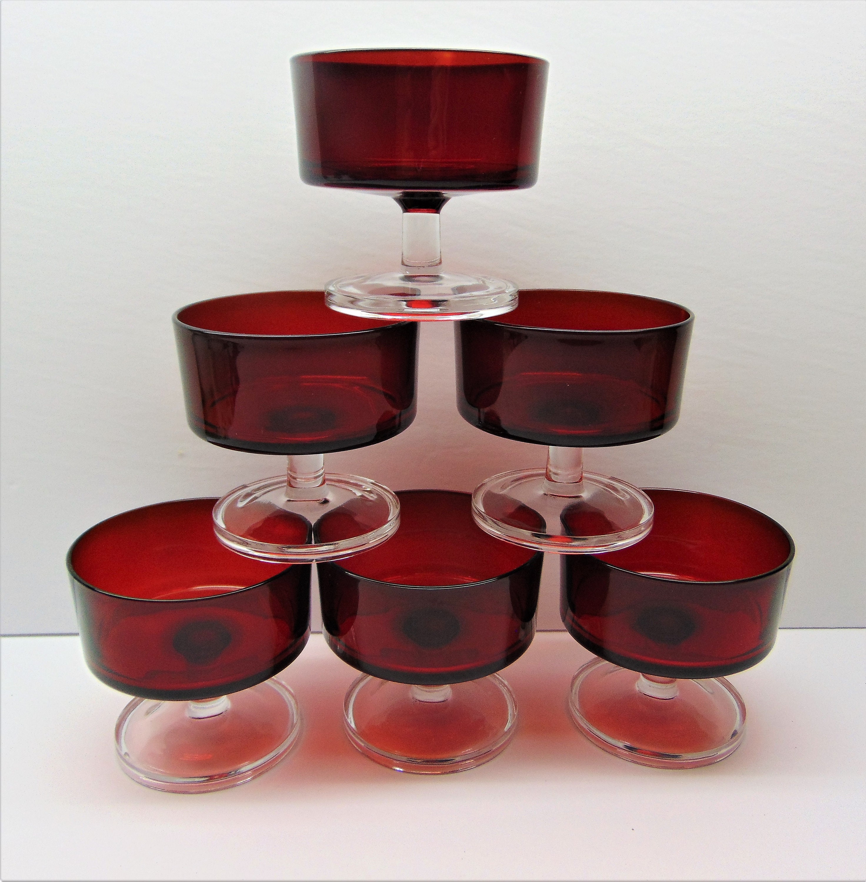 Vintage Red Glass Dessert Bowls Etsy vintage-red-glass-dessert-bowls-etsy