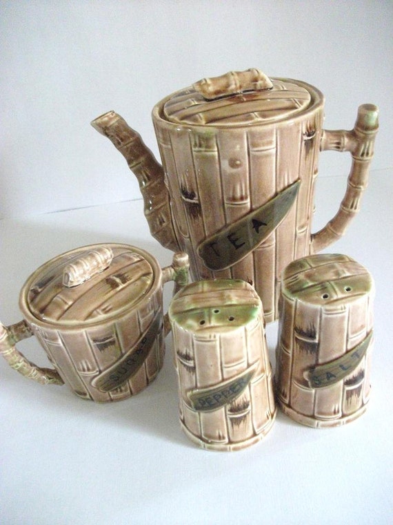 Items similar to Vintage Teapot Set on Etsy