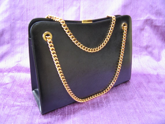 25. Dorian mid-century modern black leather handba