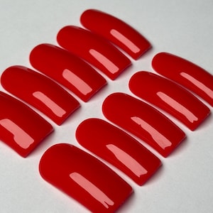 Red Curve Press On Nails