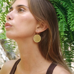 round earrings golden, brass earrings, boho earrings 画像 6