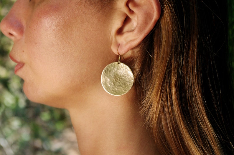 round earrings golden, brass earrings, boho earrings 画像 5