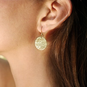 round earrings golden, brass earrings, boho earrings 画像 2