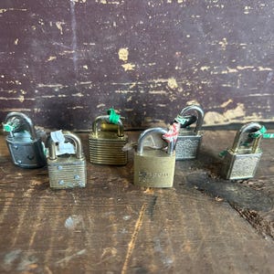 Vintage Mini Locks & Key (6)