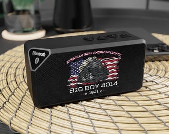 Altavoz Bluetooth con diseño de locomotora Big Boy 4014 con bandera estadounidense / Diseño de motor de tren