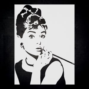 Artistic Beautiful Girl Stencil Wall Décor for Unique Craft Projects and Home Decoration
