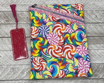Book Sleeve with Zipper