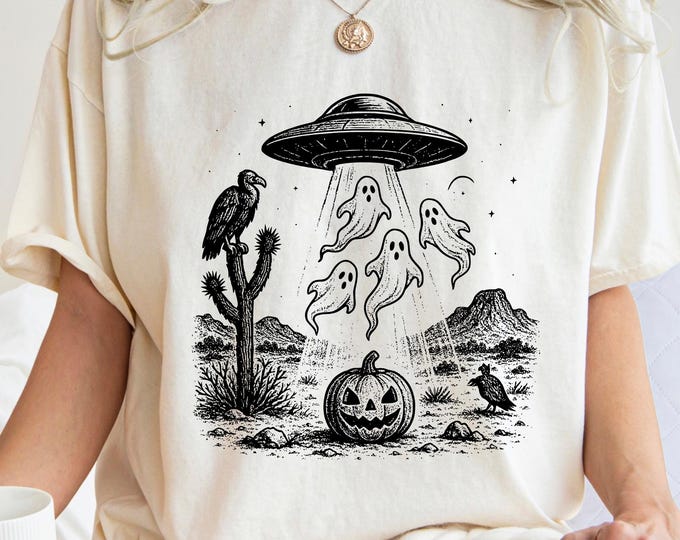 Vintage Style UFO Ghost Shirt: Retro Halloween Alien Pumpkin Cotton