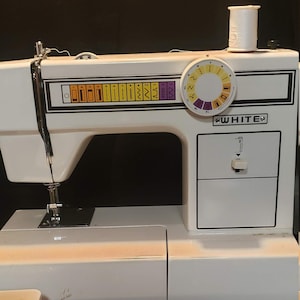 antique sewing machine, white sewing machine, sewing, white model 1505, travel sewing machine, portable machine, vintage sewing machine