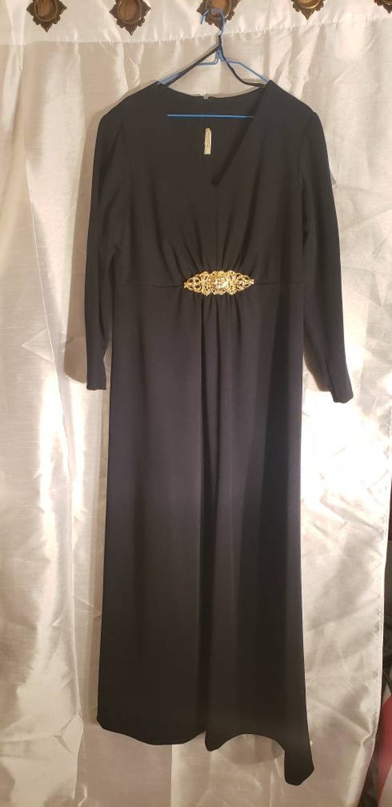 black dress, long black dress, formal black dress,