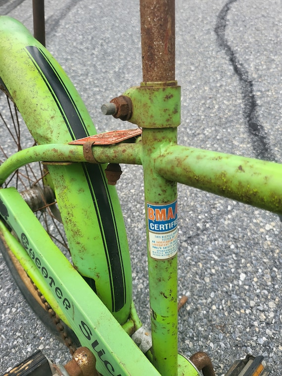 Vintage Bike, Murray Bike, Banana Seat Bike. Cheater Slick Vintage Bike, Murray Bike, Banana Seat Bike. Cheater Slick